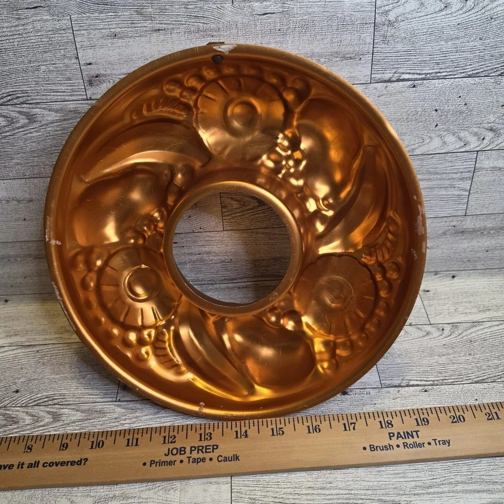 Vintage Copper Aluminum Jello Bundt Cake Mold Kitchen Wall Hanging 10